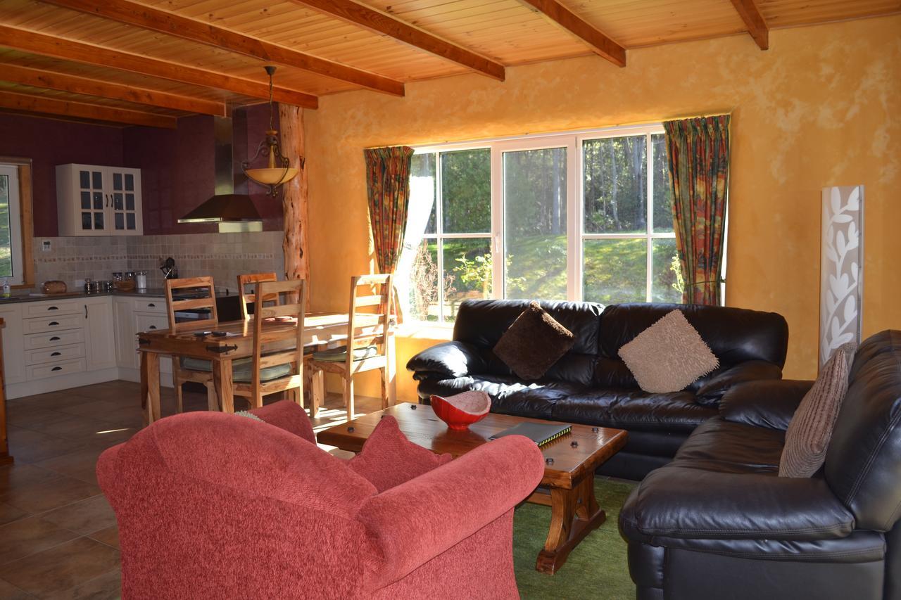 Whispering Spirit Holiday Cottages & Mini Ponies Franklin Εξωτερικό φωτογραφία